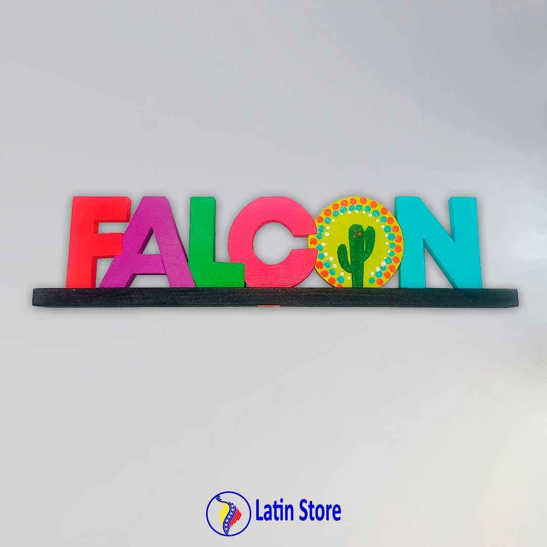 Falcón en madera