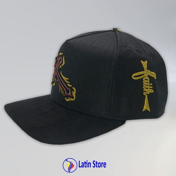 Gorra Ferreti: Colección "Faith & Style" ✝️✨