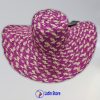 Sombrero Vueltiao de Fibra Natural: Pasión Vibrante en Fucsia